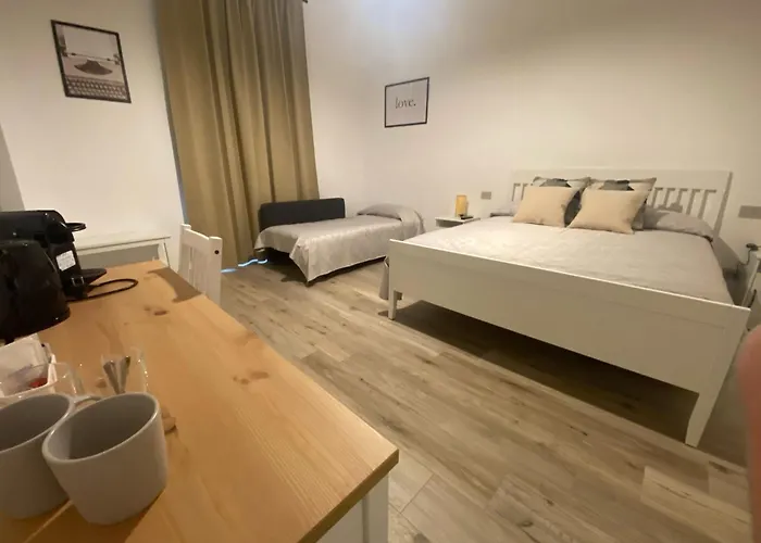 Bona Sforza Oda ve Kahvaltı 3*