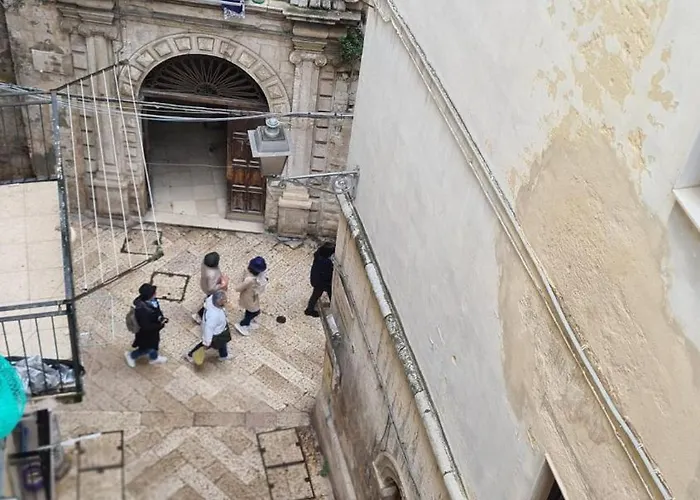 Bona Sforza Oda ve Kahvaltı Bari