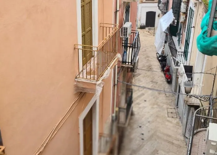 Alojamento de Acomodação e Pequeno-almoço Bona Sforza 3*